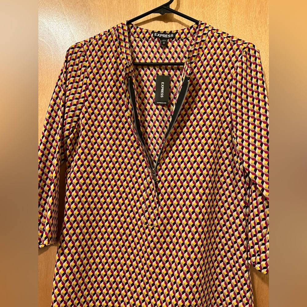 NWT EXPRESS TOP